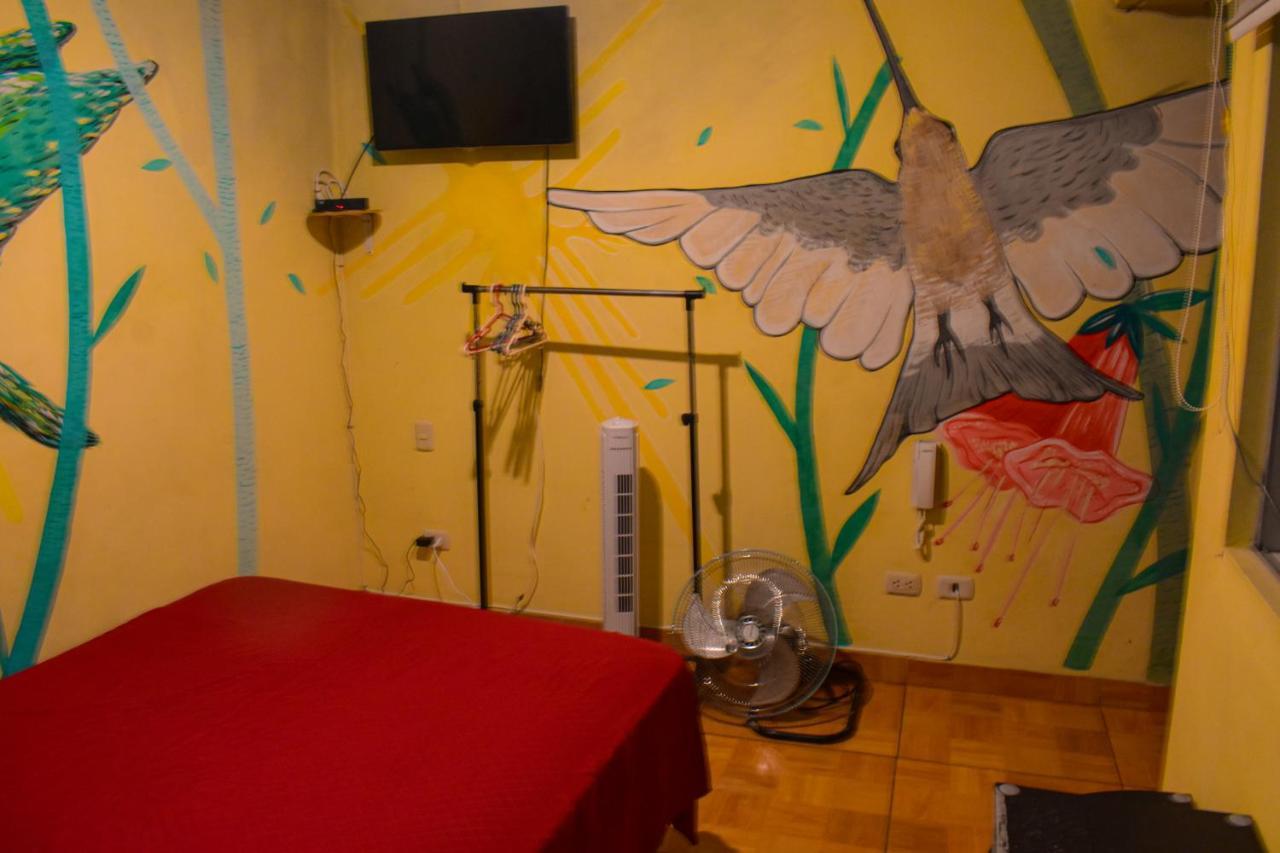 Passion Hostel - Barranco リマ エクステリア 写真